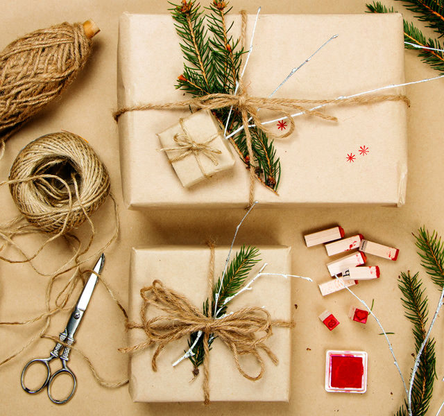 Five unique holiday gift-wrapping ideas - Royal Examiner