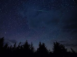 Lyrid Meteor Shower Viewing @ Sky Meadows State Park